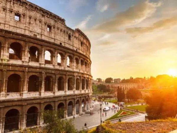 20150526103204566400_Coliseum at sunset shutterstock_107102642